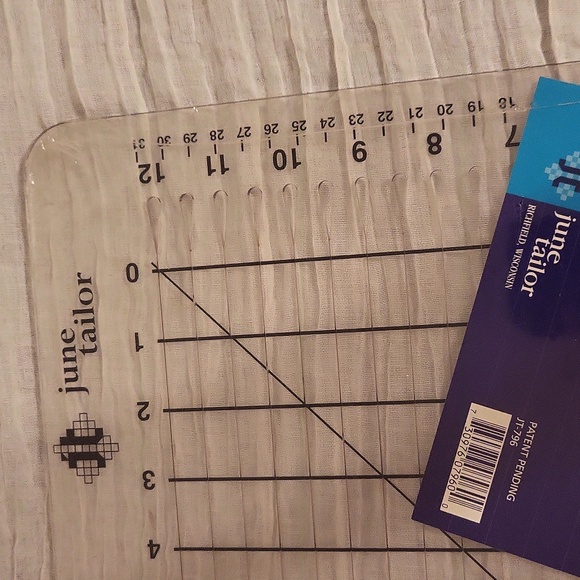 NWT June Tailor shrt cut cutting guide for crafts, quilting, squares, triangles - Picture 4 of 14